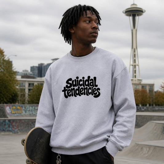 Suicidal Tendencies Crewneck – Gray on model