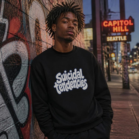 Suicidal Tendencies Crewneck – Black on model